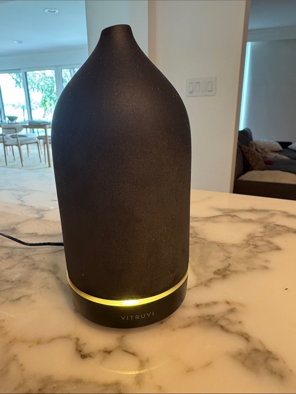 Vitruvi Black Ceramic Ultrasonic Diffuser
